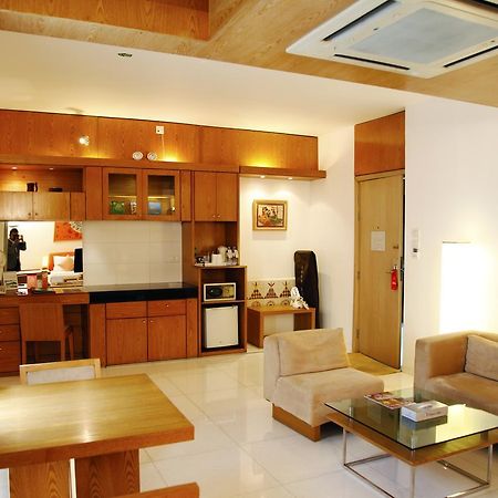 Platinum Suites Dhaka Zewnętrze zdjęcie