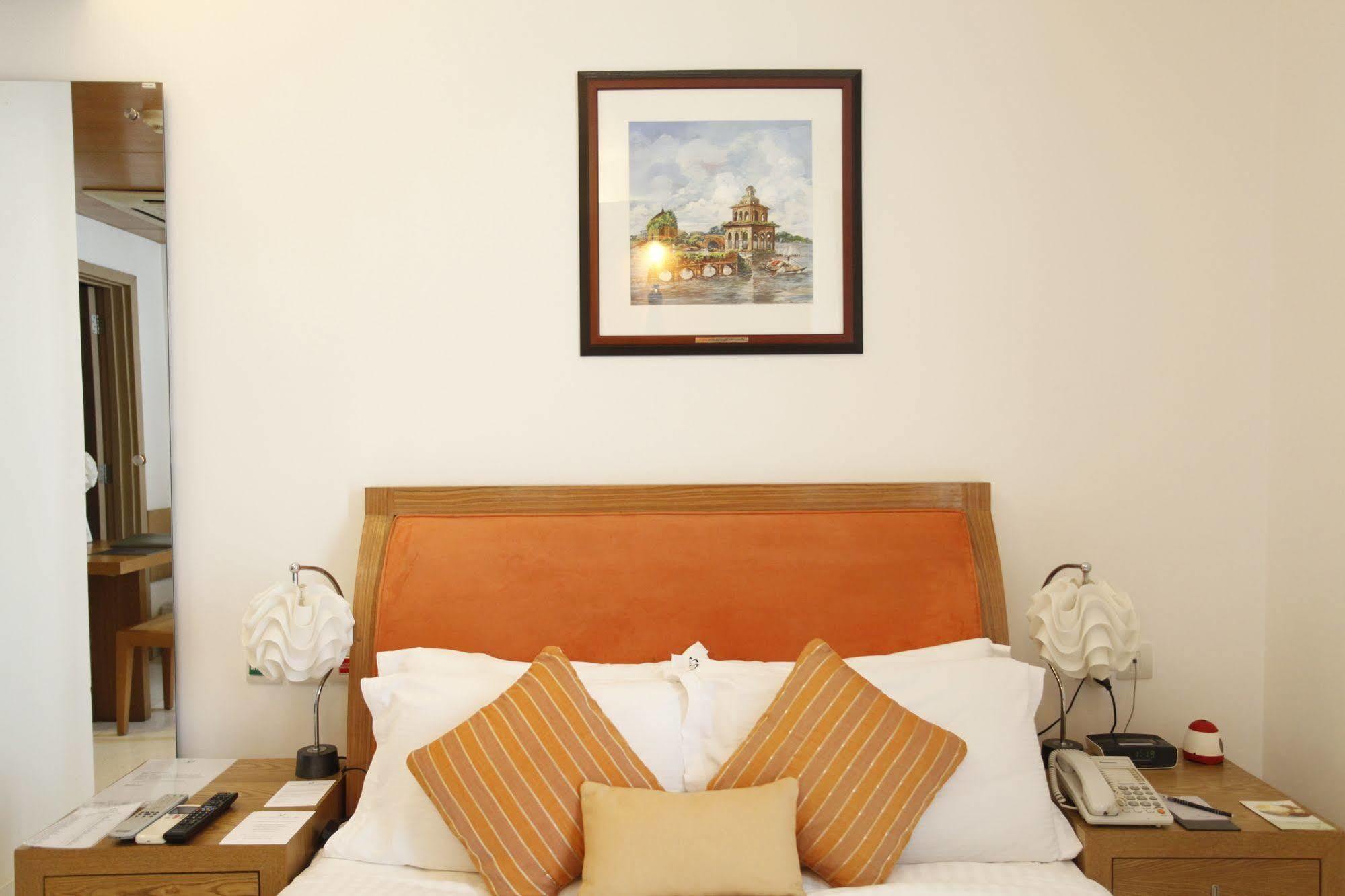Platinum Suites Dhaka Zewnętrze zdjęcie