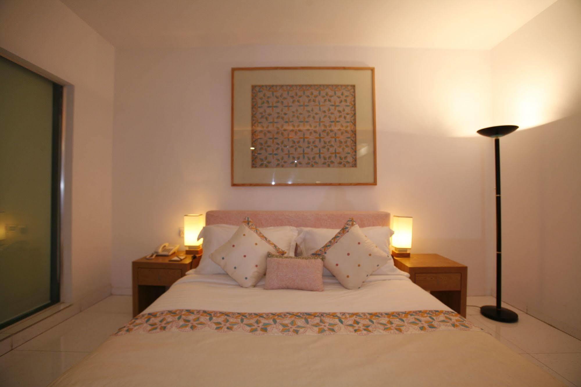 Platinum Suites Dhaka Zewnętrze zdjęcie